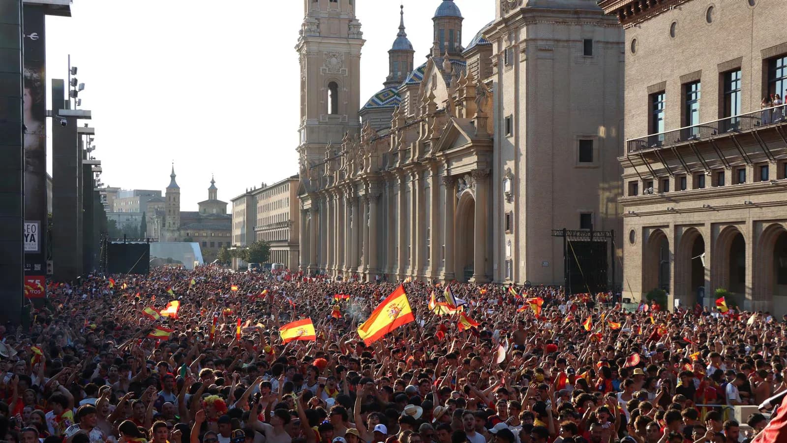 Más de 32.400 personas siguieron la final del Mundial en Zaragoza