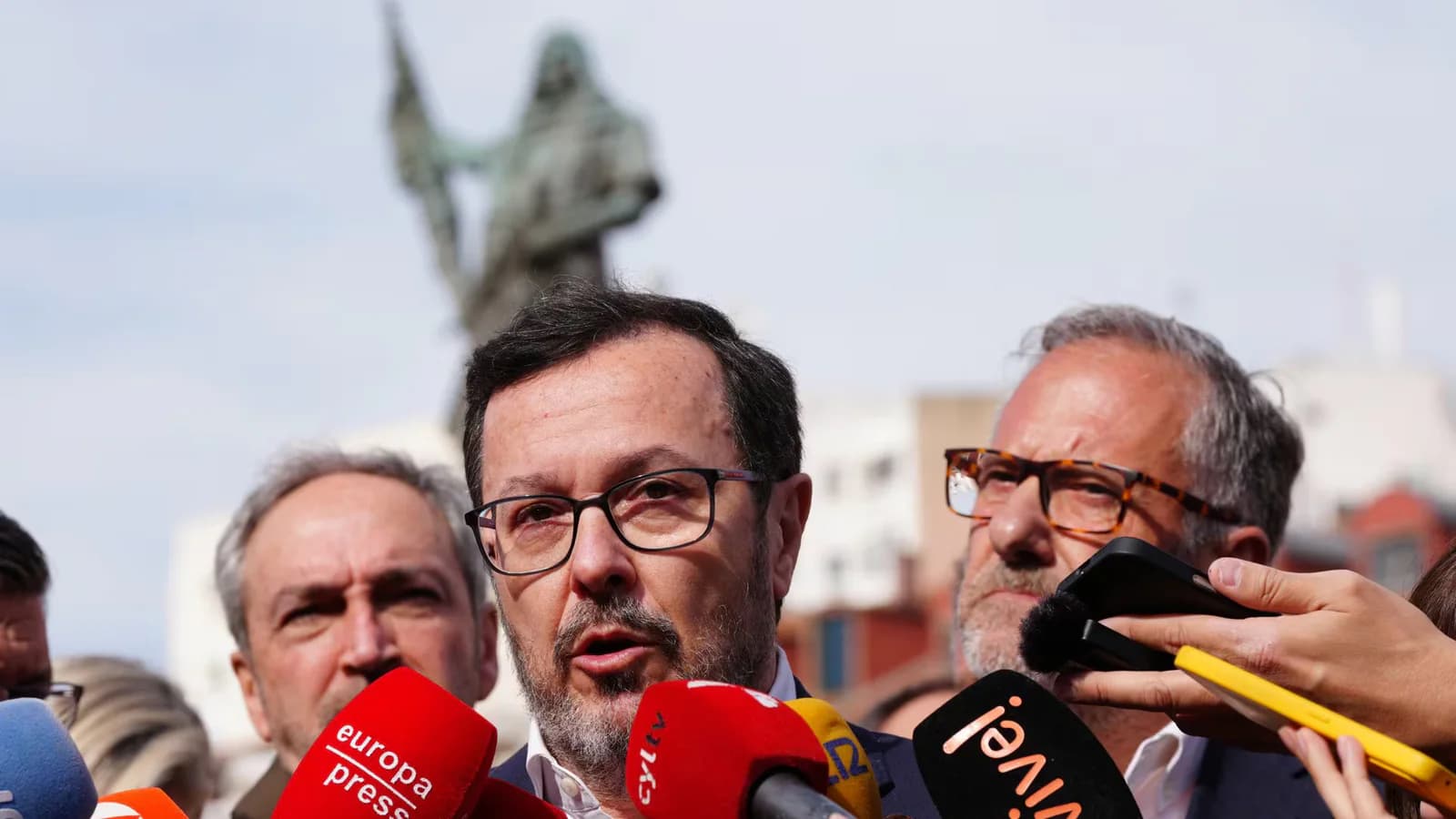 Vox denuncia un “afán político” en la investigación a un alcalde por un incendio en Guadalajara