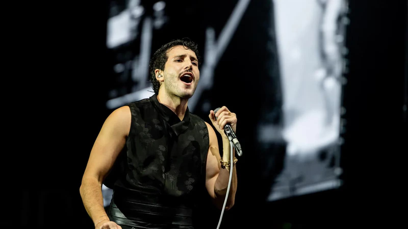 Sebastián Yatra dará un concierto el 10 de octubre en la Plaza de España