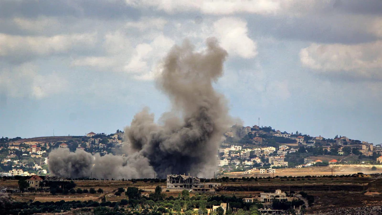 Líbano acusa a Israel de abrir fuego durante un despliegue en el sur