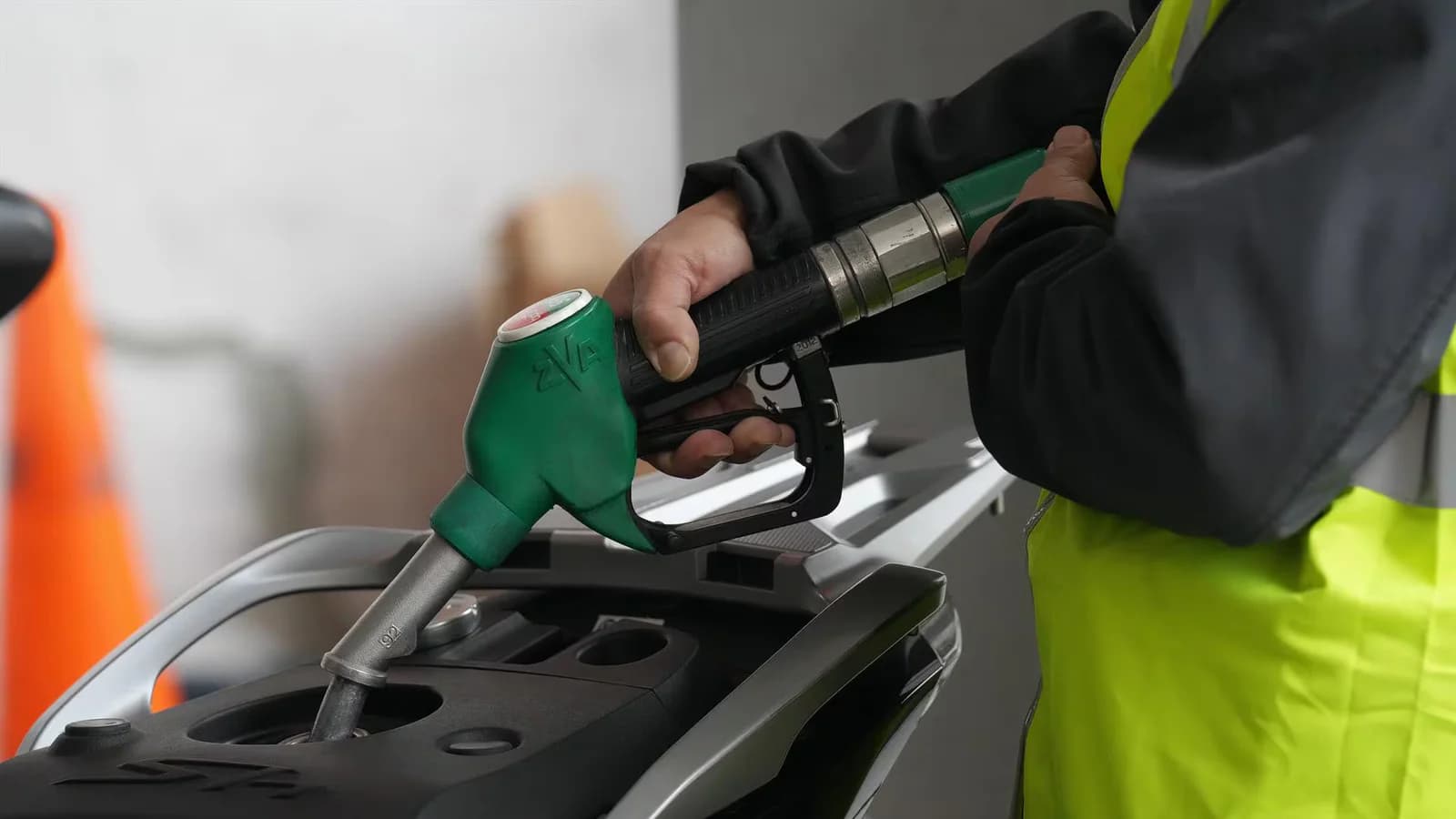 El Brent supera los 93 dólares tras nuevos ataques entre Estados Unidos e Irán