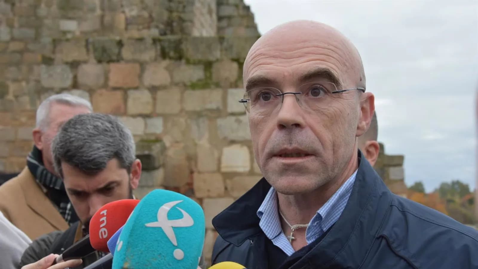 Buxadé atribuyó los incendios en España a la gestión del campo y criticó a Bruselas