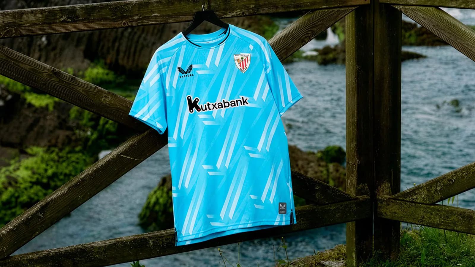 El Athletic presenta su tercera camiseta para la temporada 2026-27