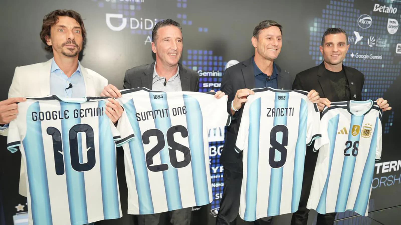 La AFA sumó siete patrocinadores y reforzó su expansión comercial en Estados Unidos