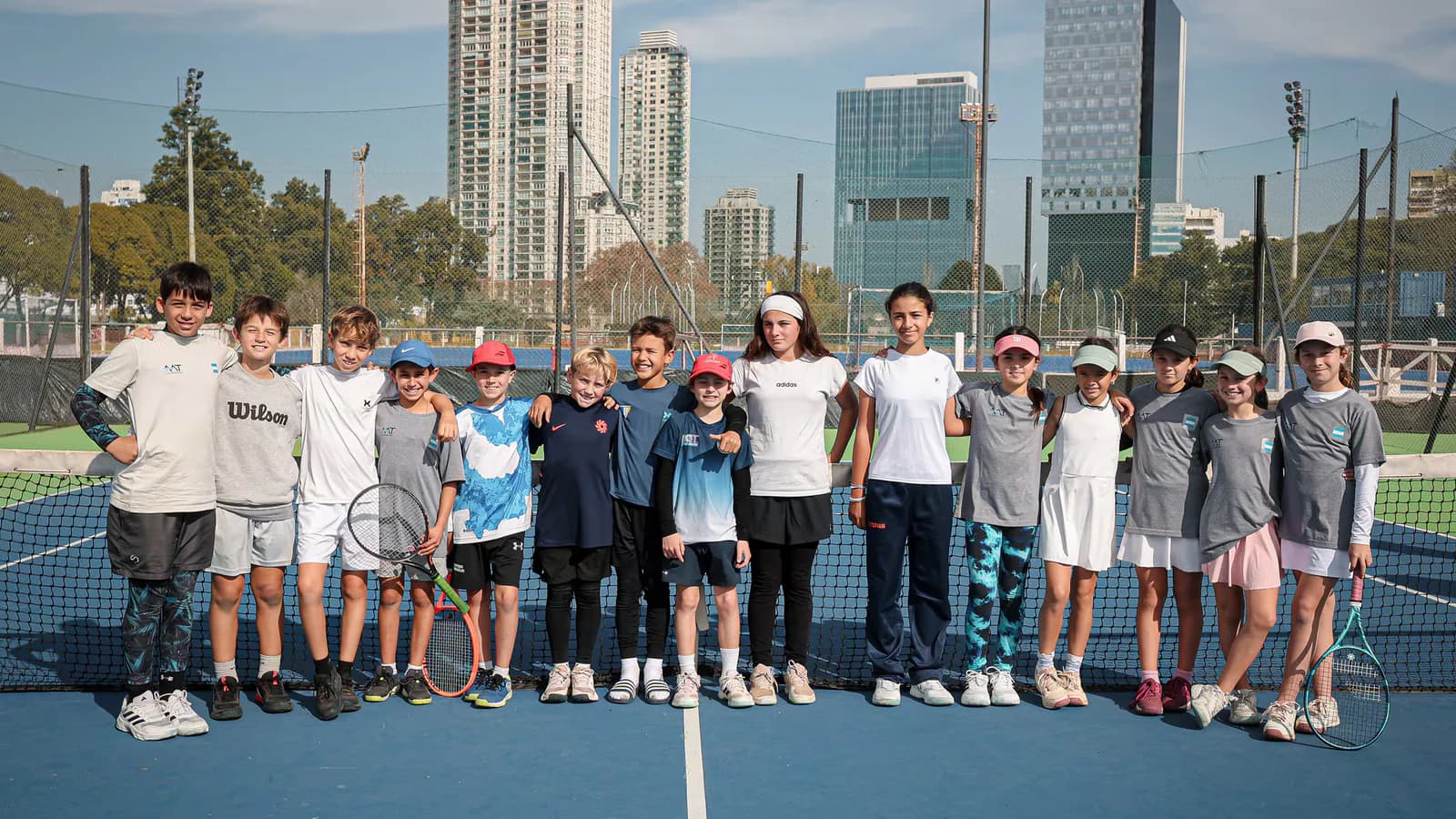 El tenis argentino cambia su modelo de formación y prioriza el desarrollo integral