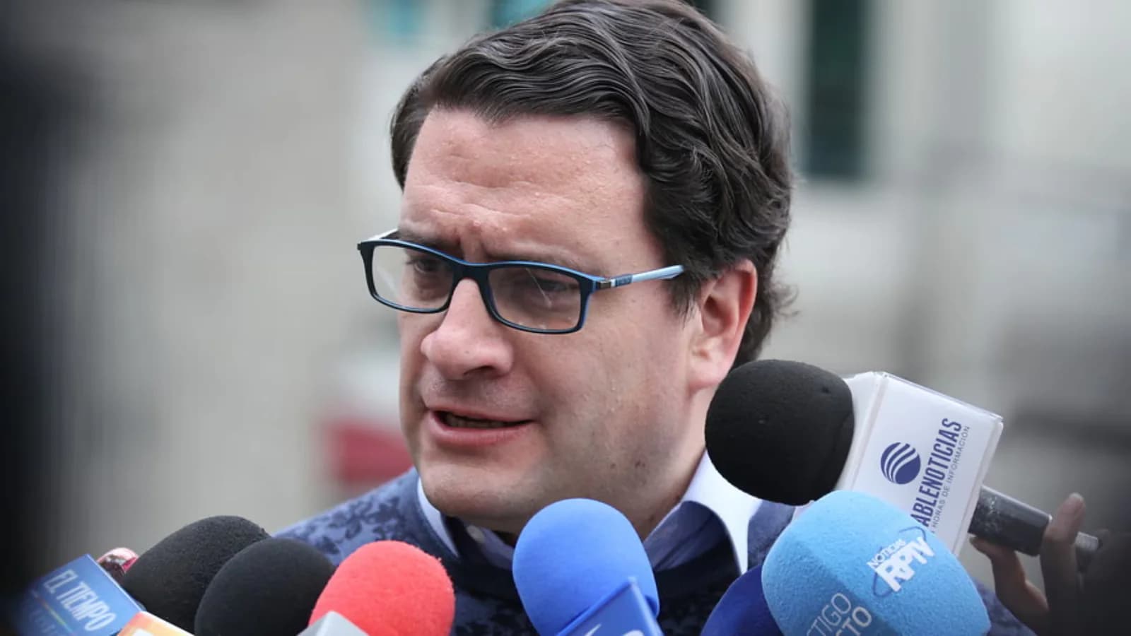 Iván Cancino pidió revisar una resolución sobre cargos en la defensa del Estado