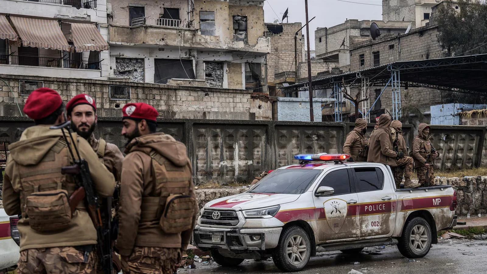 Choque entre dos autobuses en Siria: 35 muertos y 30 heridos