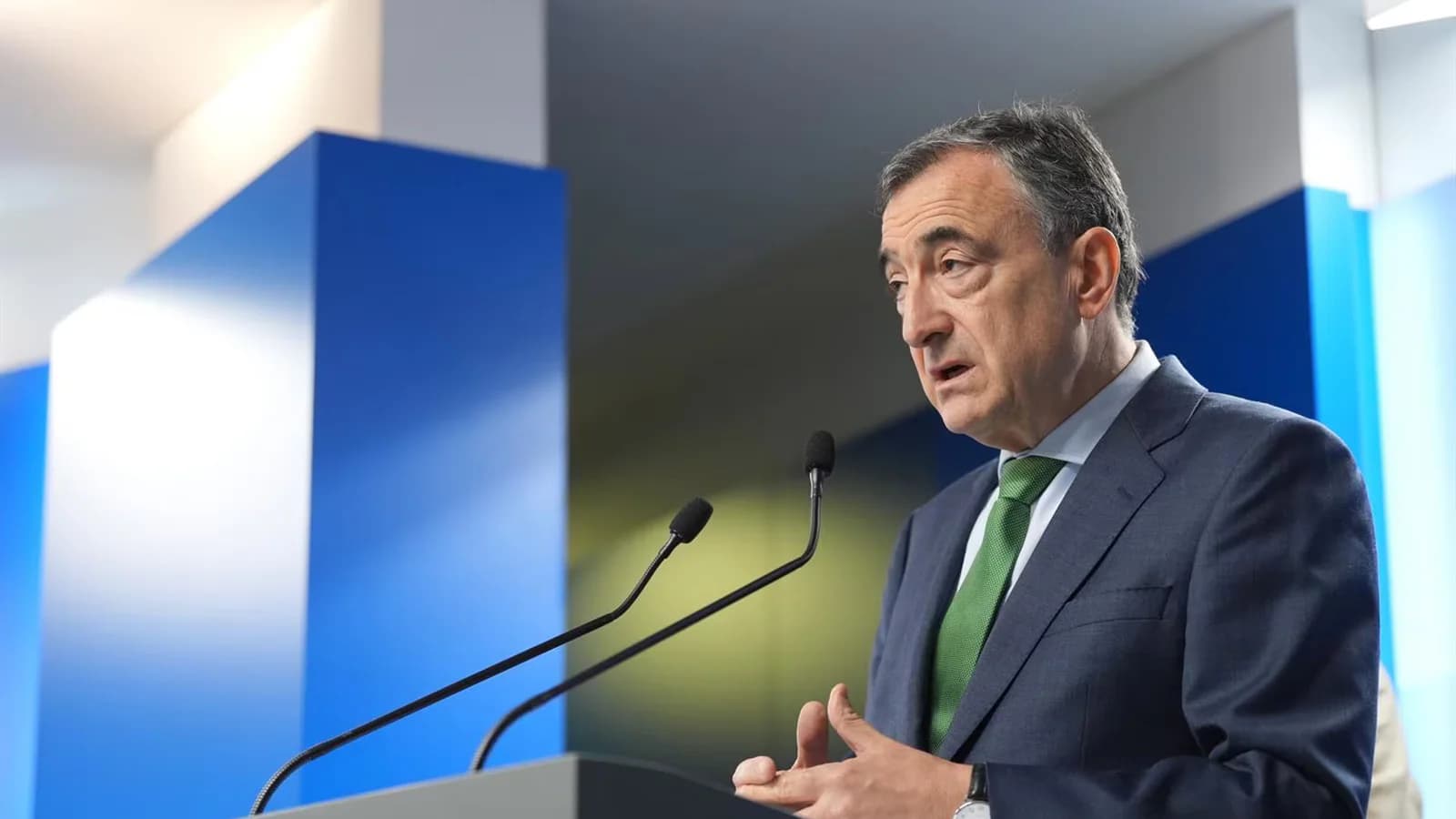 Aitor Esteban cuestionó el papel de Seguridad Social en el traspaso a Euskadi
