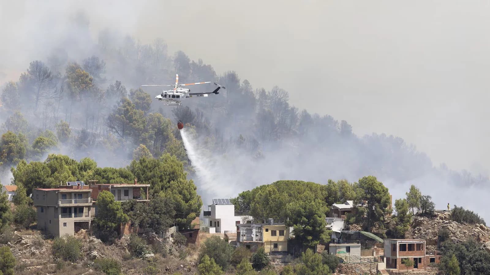 España sumará dos aviones turcos al operativo contra los incendios