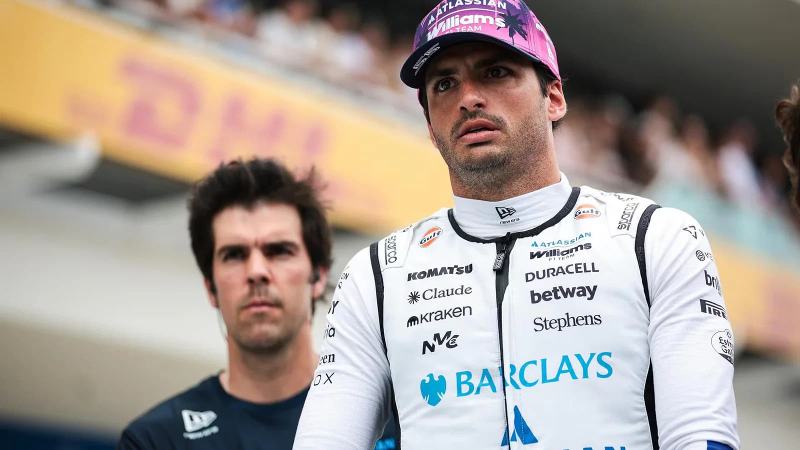 Carlos Sainz cuestionó la estrategia de Williams y habló de una temporada decepcionante