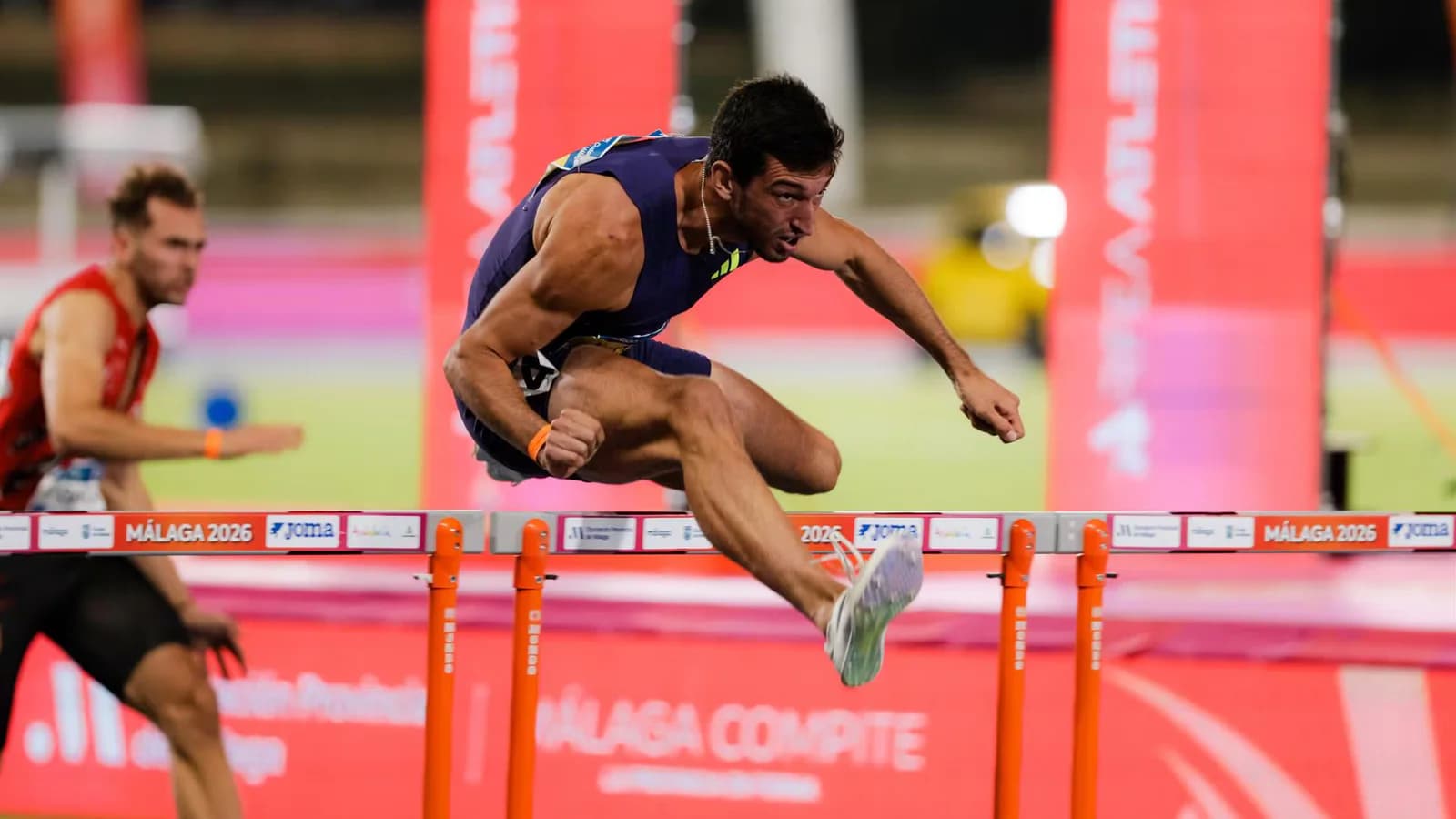 Llopis y Bestué revalidan sus títulos en el cierre del Nacional de Atletismo