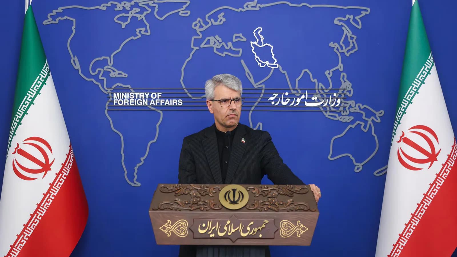 Irán cita al embajador francés y le exige no intervenir en sus asuntos internos