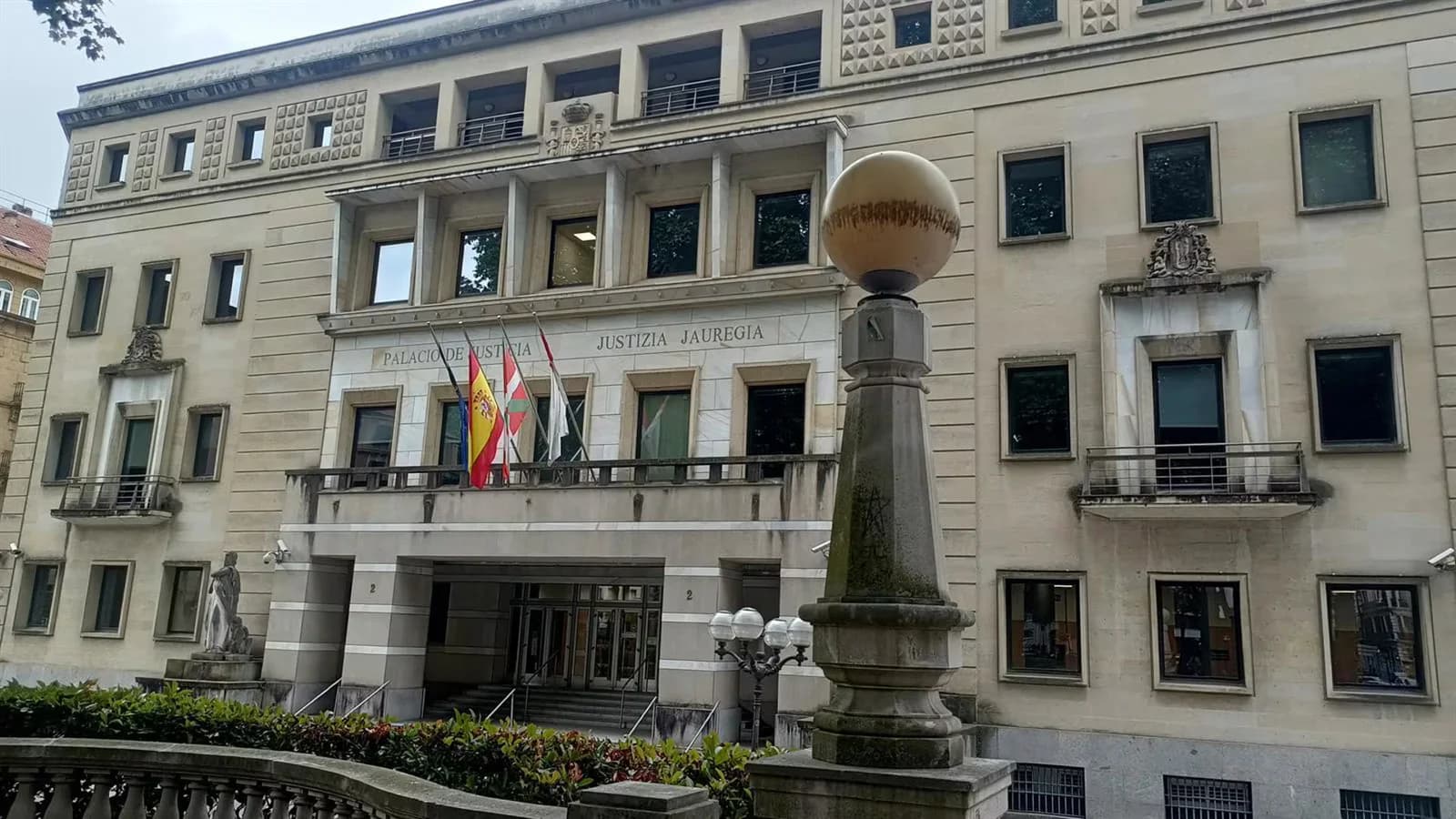 El TSJPV confirma 10 años y medio de prisión por agredir sexualmente a una menor
