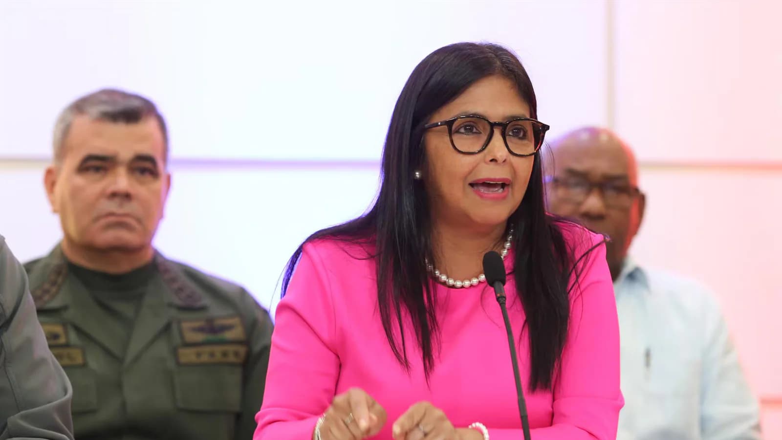 Venezuela crea una jurisdicción especial tras el doble terremoto