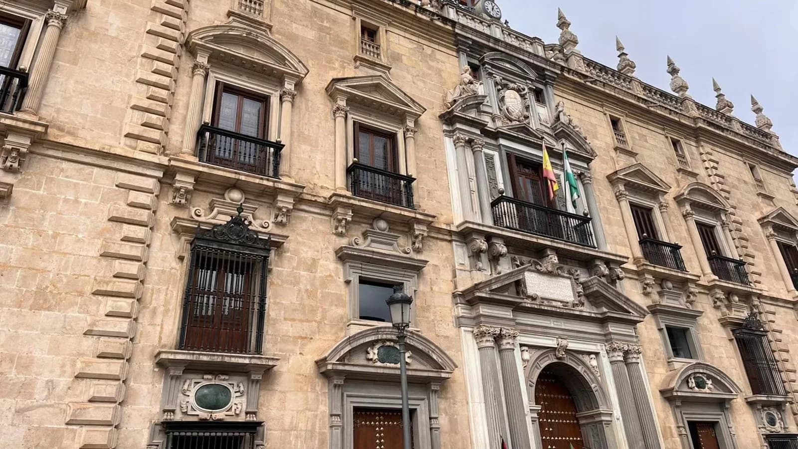 La Audiencia de Granada archiva la causa contra la gerente del SAS