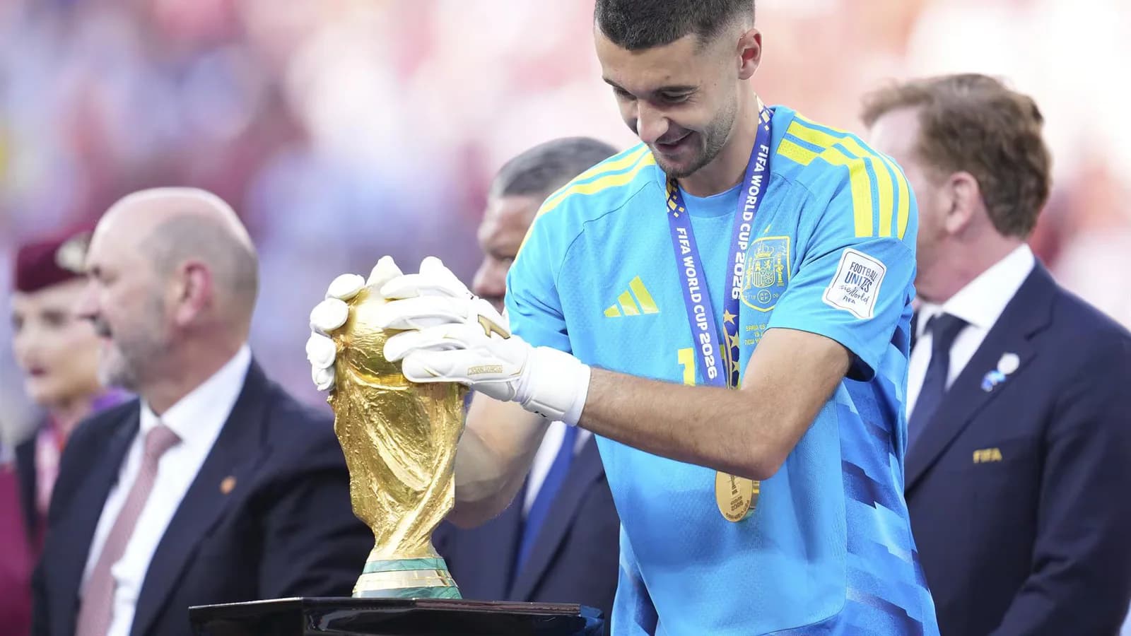 Joan García apunta a la Champions y pide evitar que se vuelva una obsesión