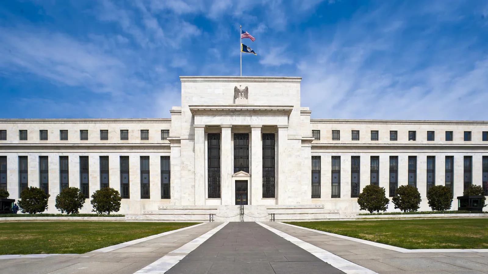 La Fed mantiene la tasa entre 3,5% y 3,75% y pierde la unanimidad