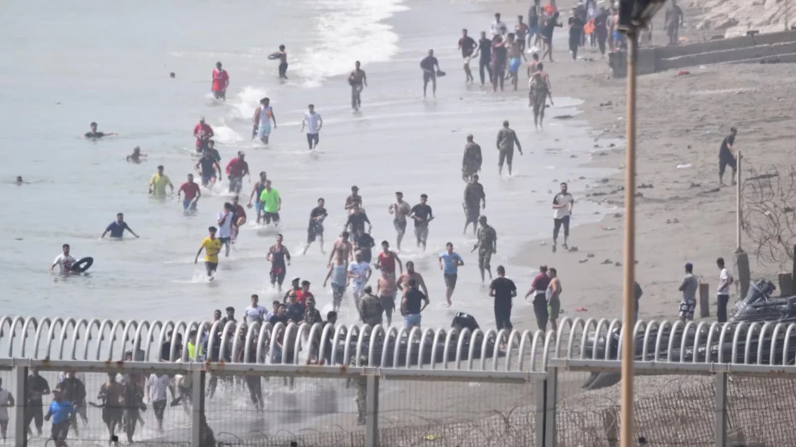 Marruecos atribuye los intentos de entrada en Ceuta a redes criminales