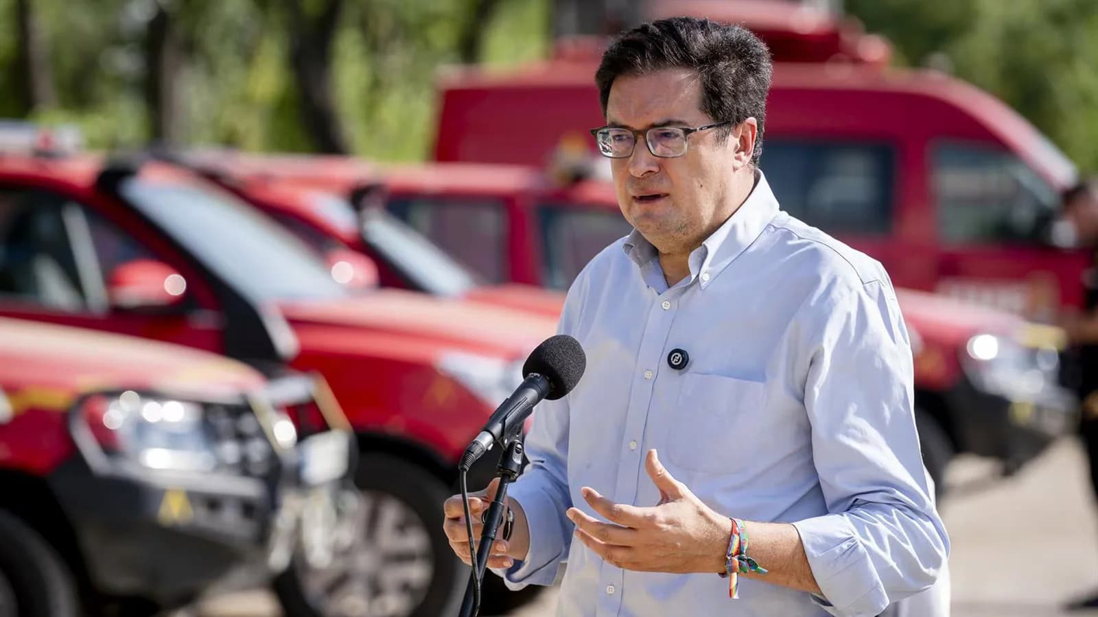 Óscar López reclama a Ayuso el expediente de compra del ático de lujo
