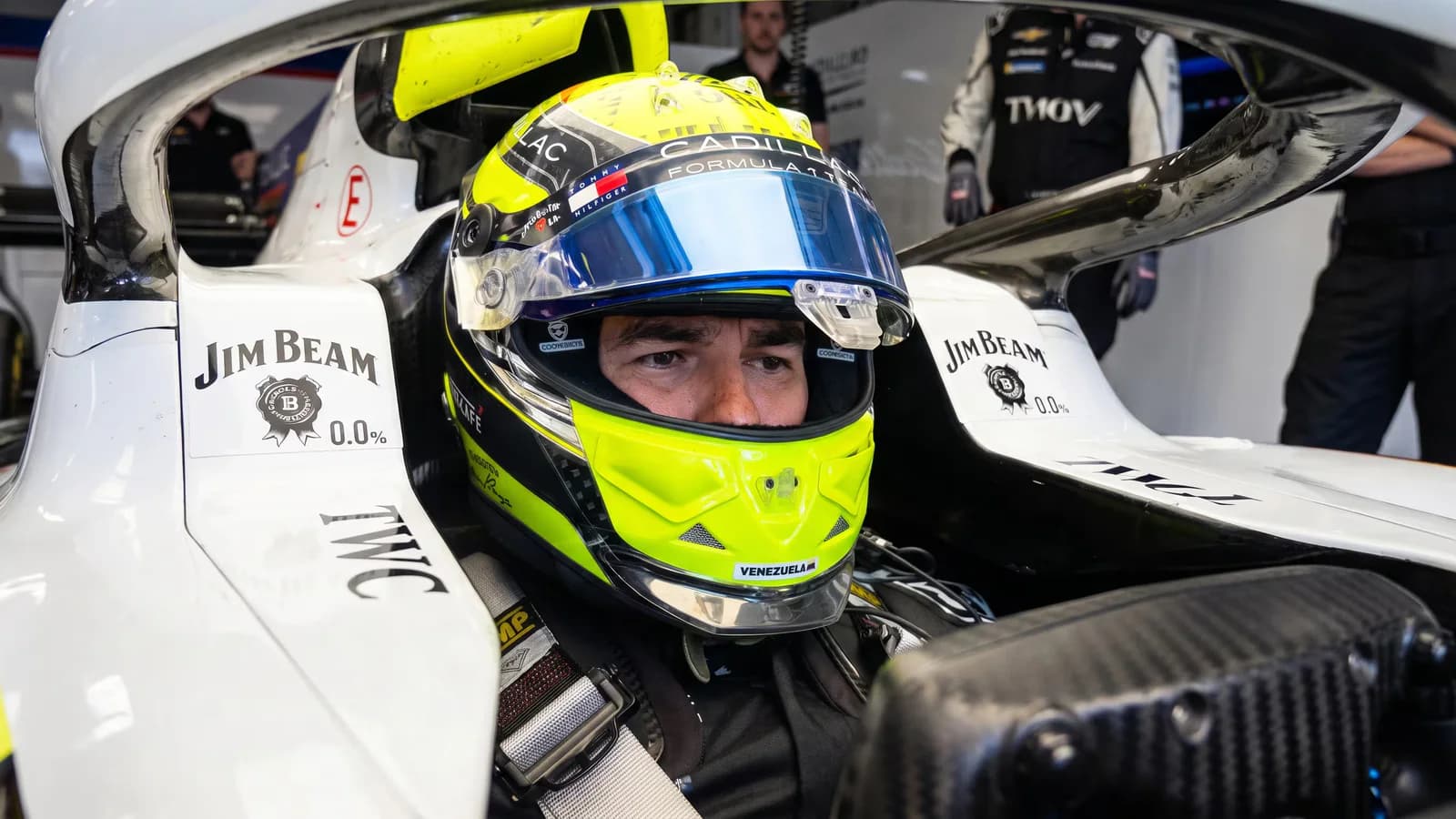 Checo Pérez dejó Bélgica y Hungría con dos abandonos antes del receso de la F1