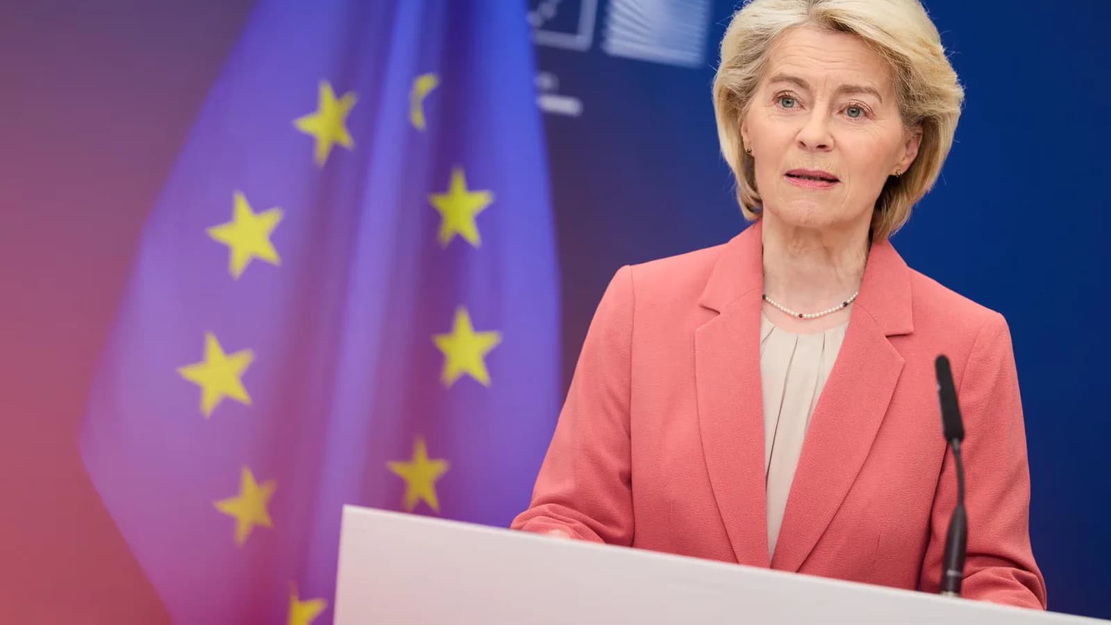 Von der Leyen califica de “inaceptables” las imágenes de Ceuta y exige frenar los cruces