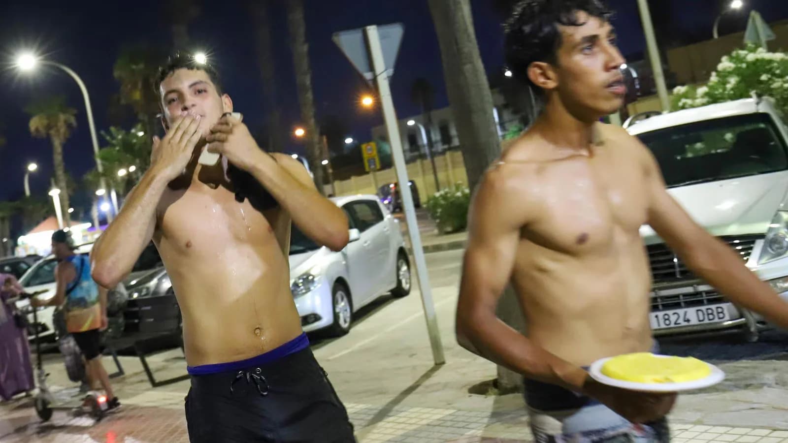 Musk califica de “invasión” la llegada de migrantes a Ceuta desde Marruecos