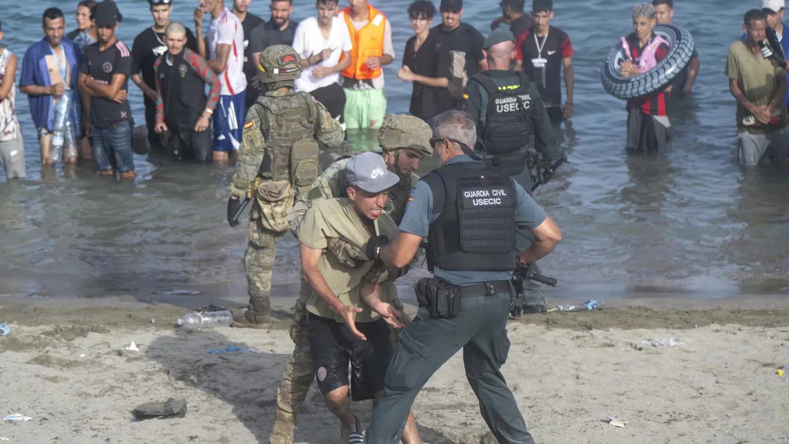 El Gobierno español asegura que no hubo traslados irregulares de Ceuta a la Península