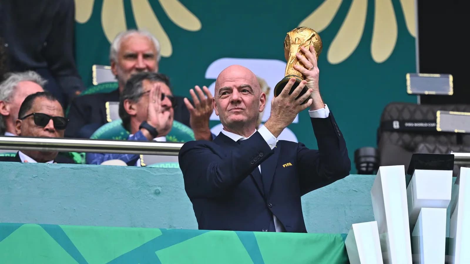 Infantino retiró el plan para abrir los torneos de la FIFA a inversores privados