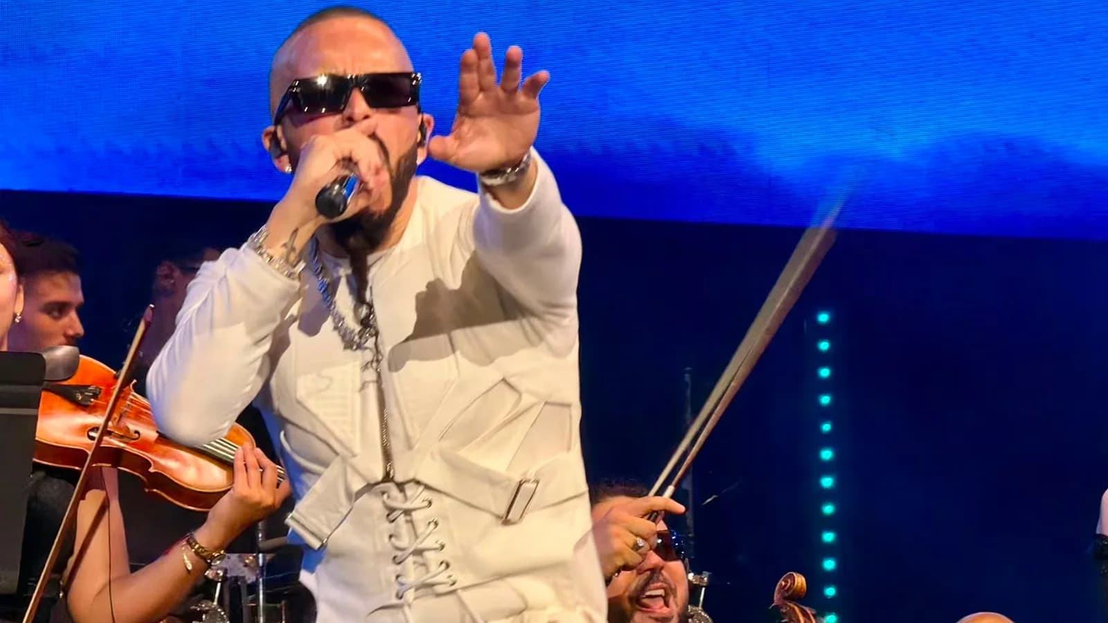 Yandel reunió a más de 10.600 personas con su concierto sinfónico