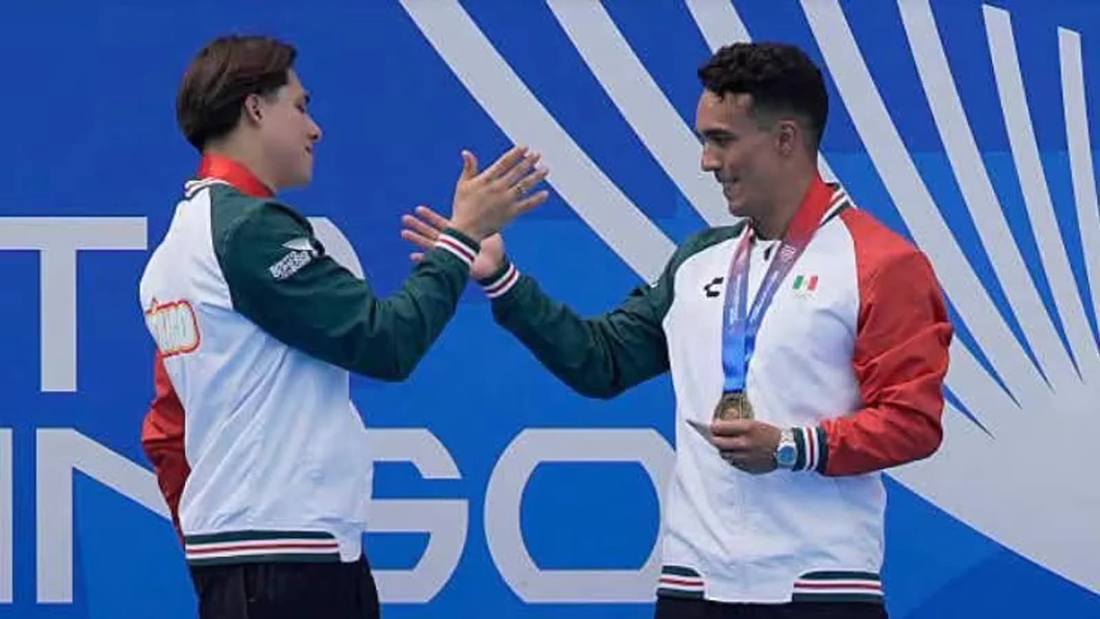 Osmar Olvera gana el oro en trampolín y Juan Celaya suma un bronce en Santo Domingo
