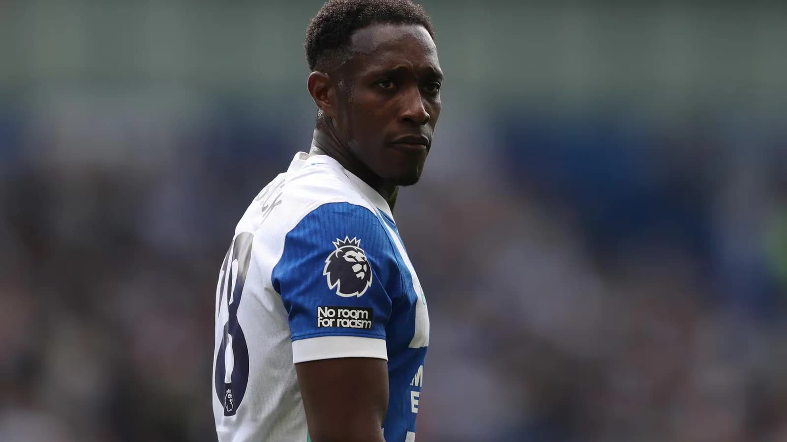 Danny Welbeck fue anunciado como nuevo delantero del Chelsea hasta 2028