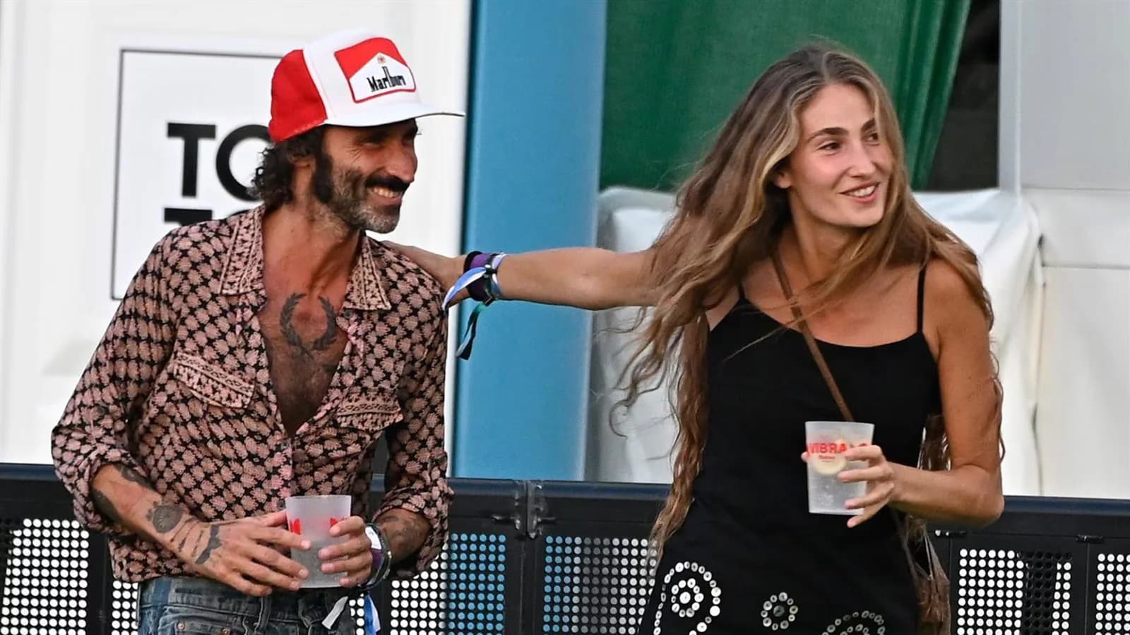 Leiva y Almudena Cañedo se muestran juntos durante una noche de música