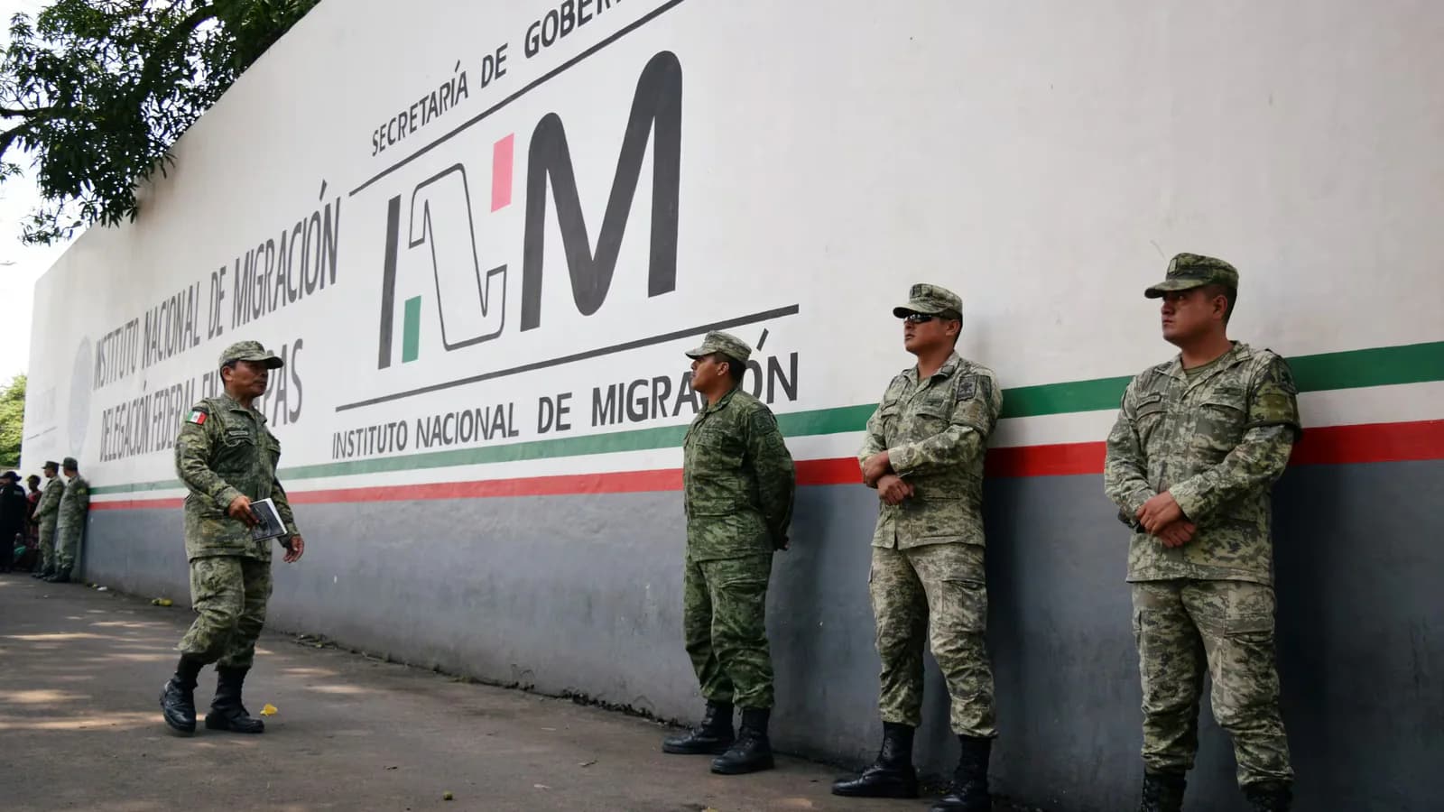 Unos 40 migrantes cubanos provocaron un motín en una estación de Chiapas