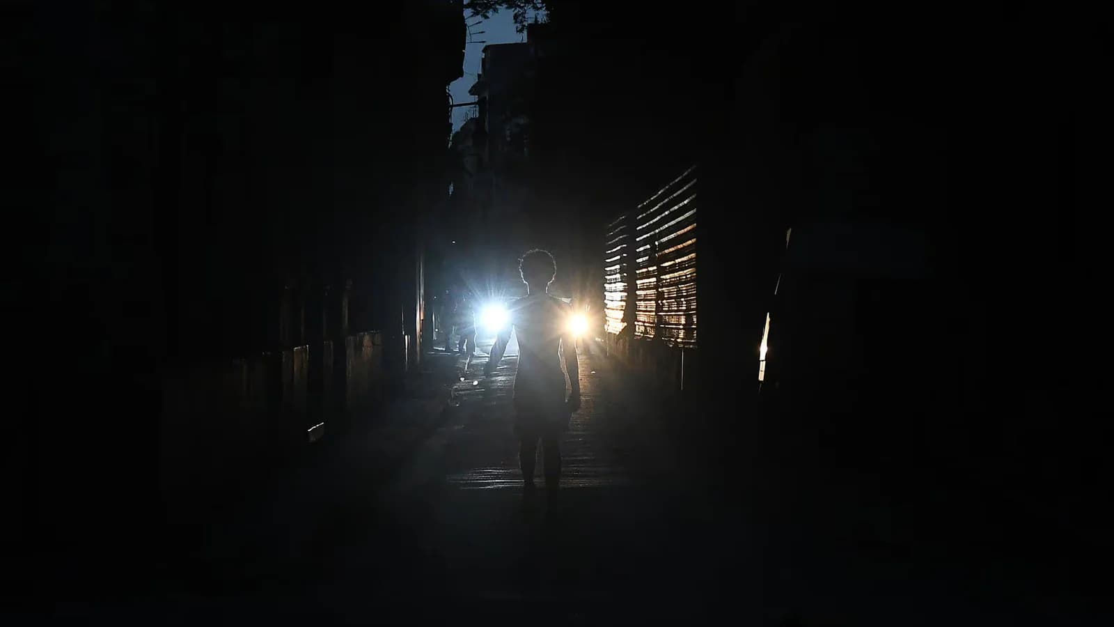 Cuba restablece la electricidad en el oeste tras un apagón parcial