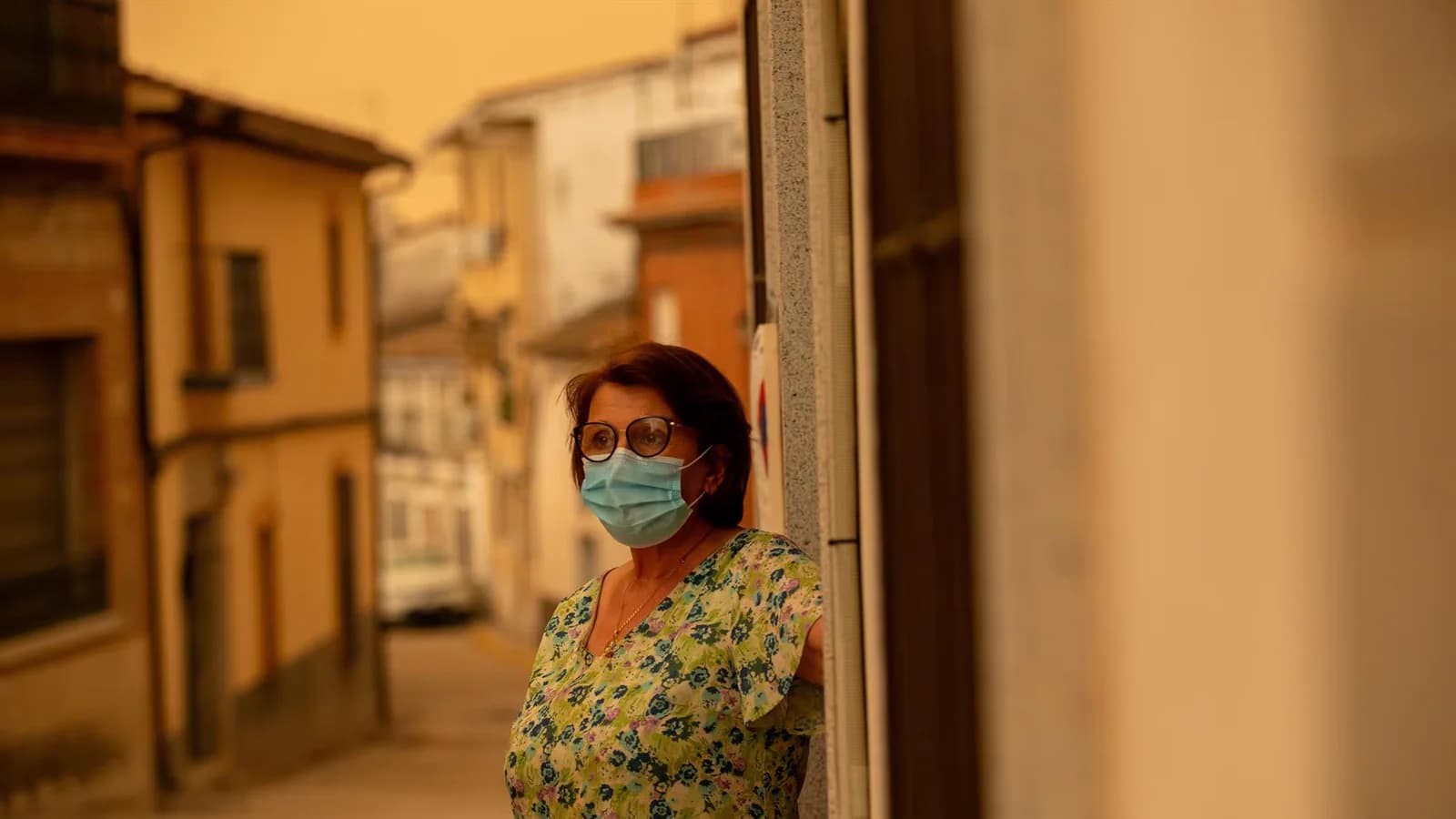 La OMS pide reducir la contaminación dentro de los hogares afectados por el humo