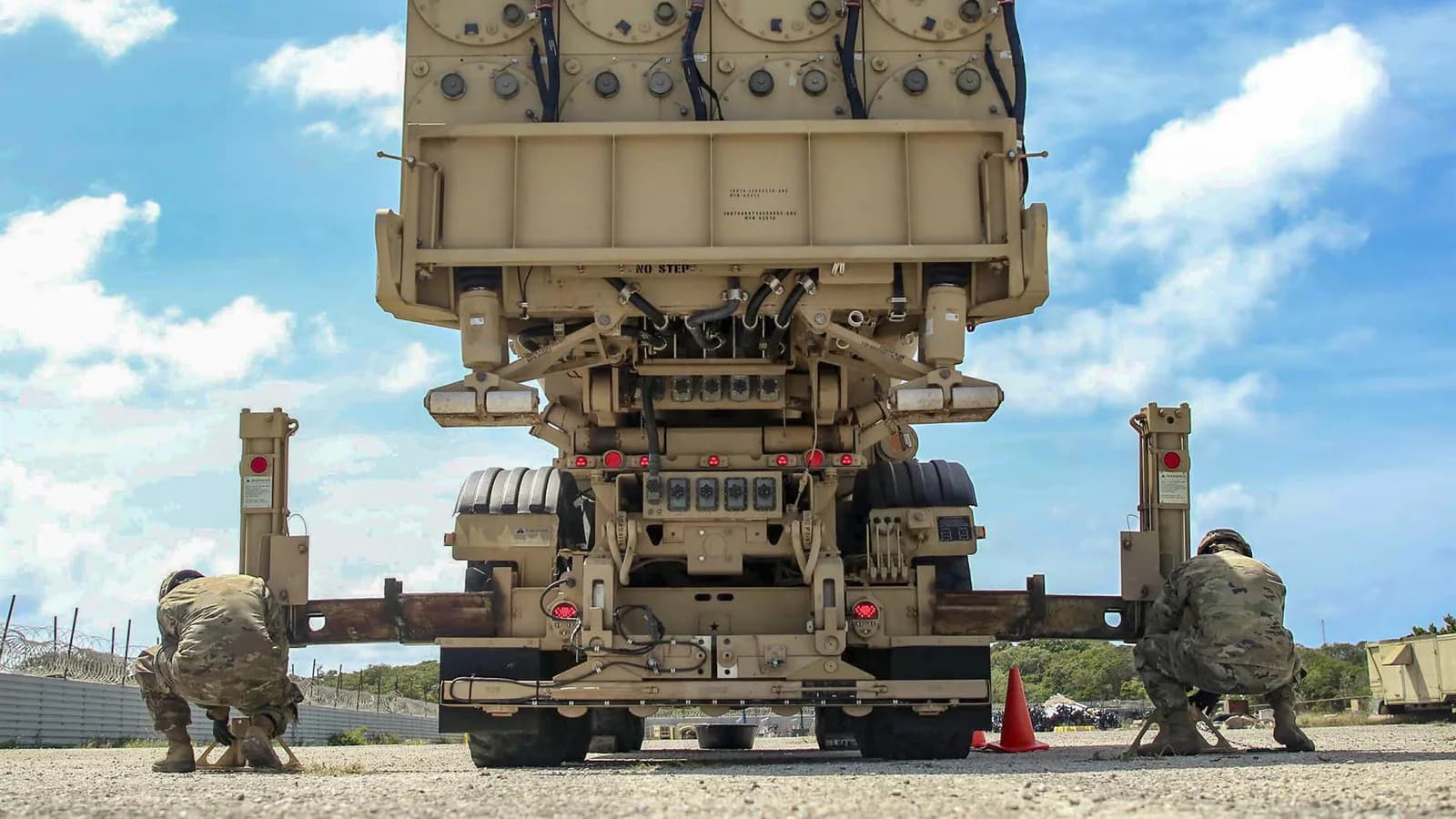 EE.UU. acuerda con Northrop Grumman y Lockheed Martin ampliar la producción de interceptores