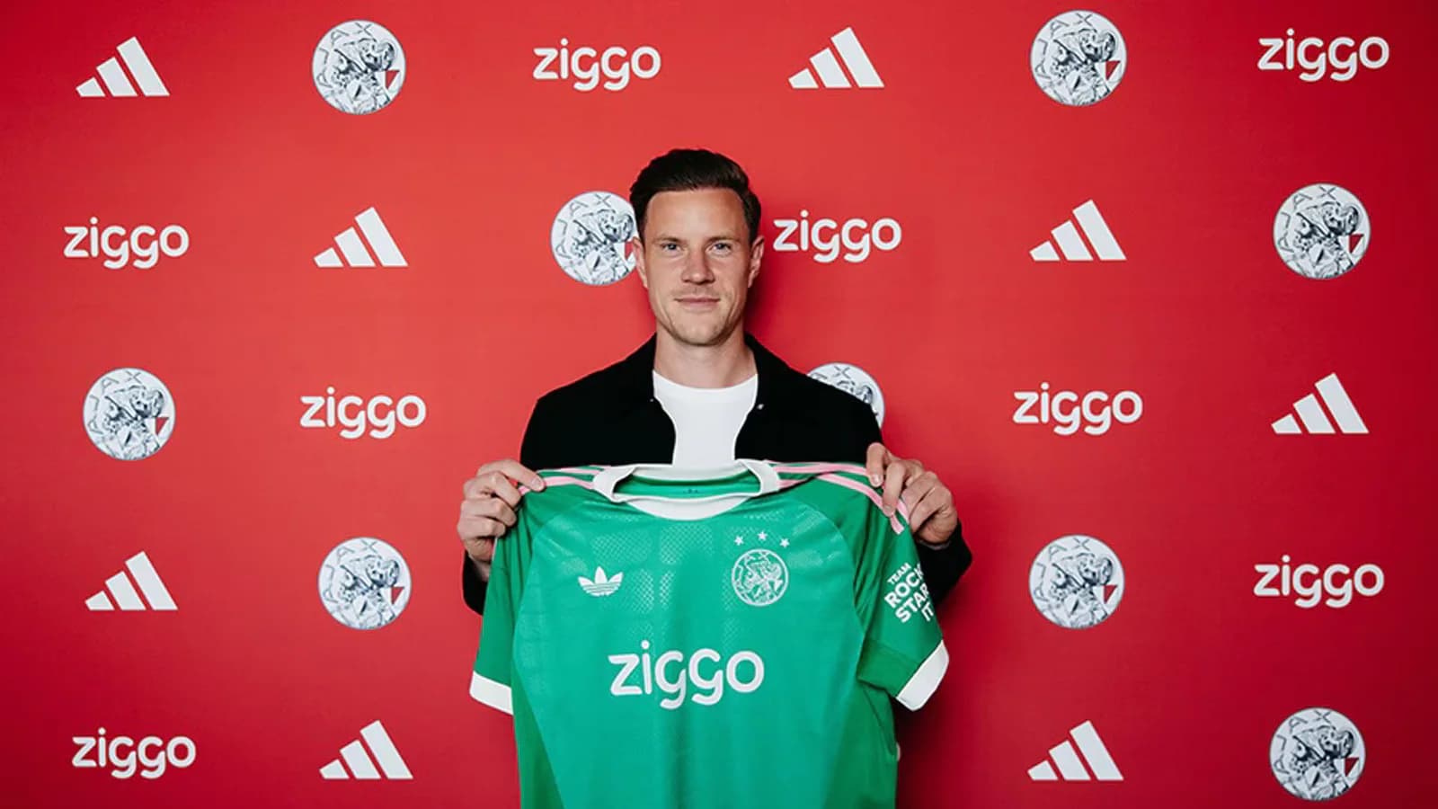 Marc-André ter Stegen fue cedido por Barcelona al Ajax hasta junio de 2027
