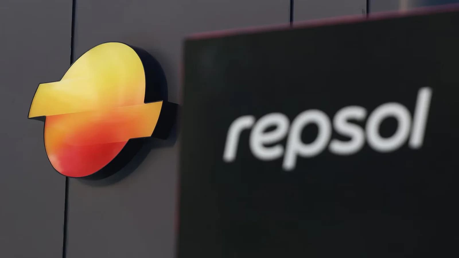 La Audiencia Nacional suspende el pago de $152,4 millones de Repsol por el gravamen energético