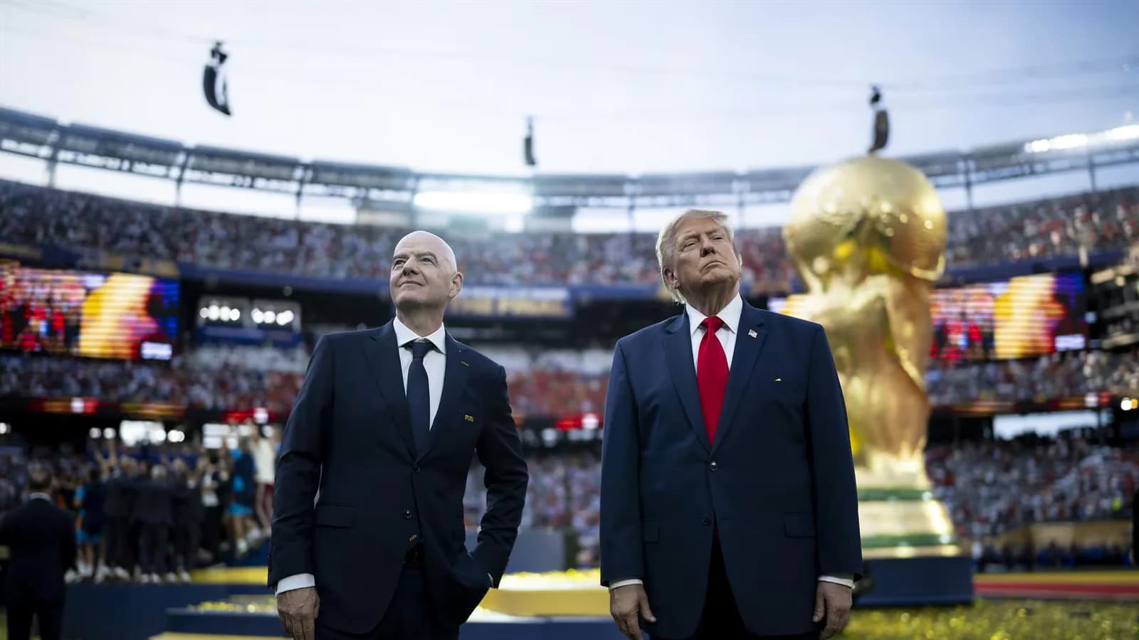 La FIFA negó que Infantino haya pedido apoyo a Trump por el plan del Mundial
