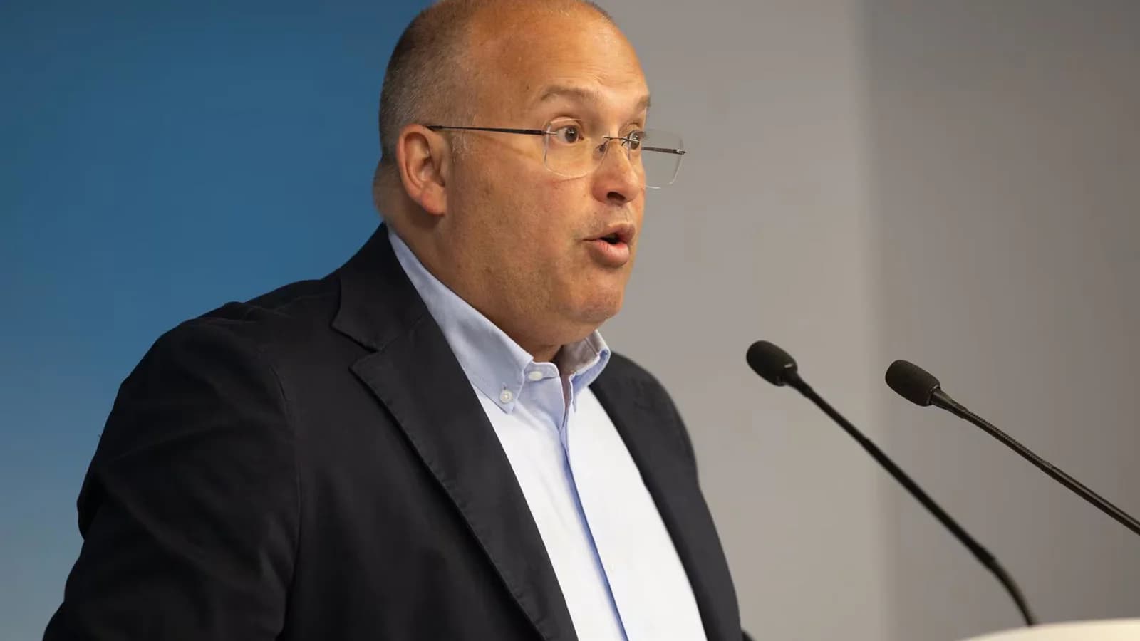 Tellado pidió a Sánchez que releve a Marlaska y Robles por la crisis de Ceuta