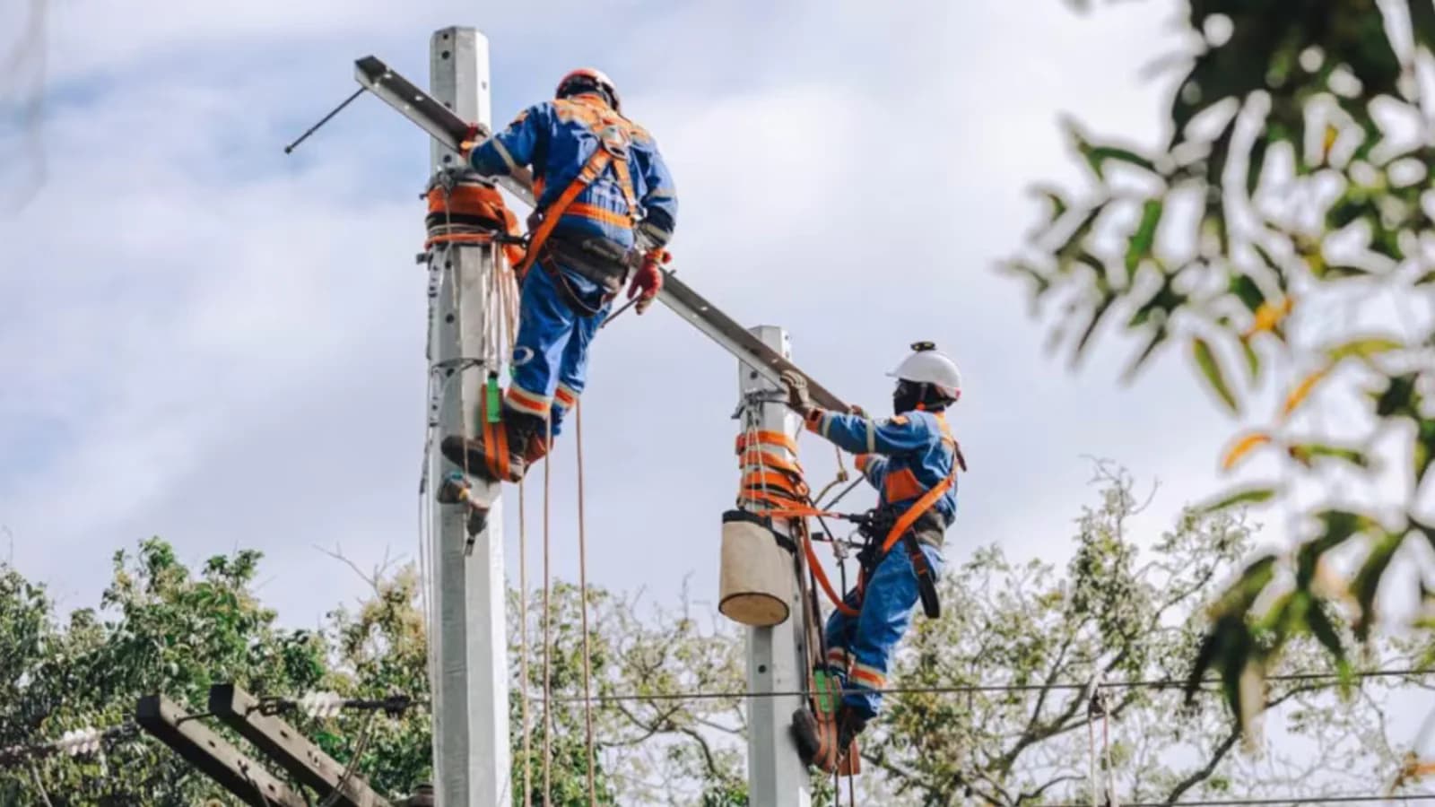 La SIC formuló cargos contra Enel, AES y Celsia por posibles maniobras en el mercado eléctrico
