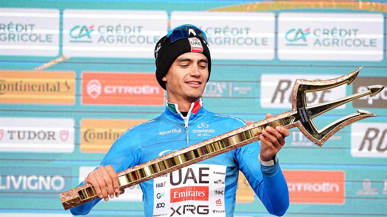 Isaac del Toro renovó con UAE Team Emirates-XRG hasta 2031