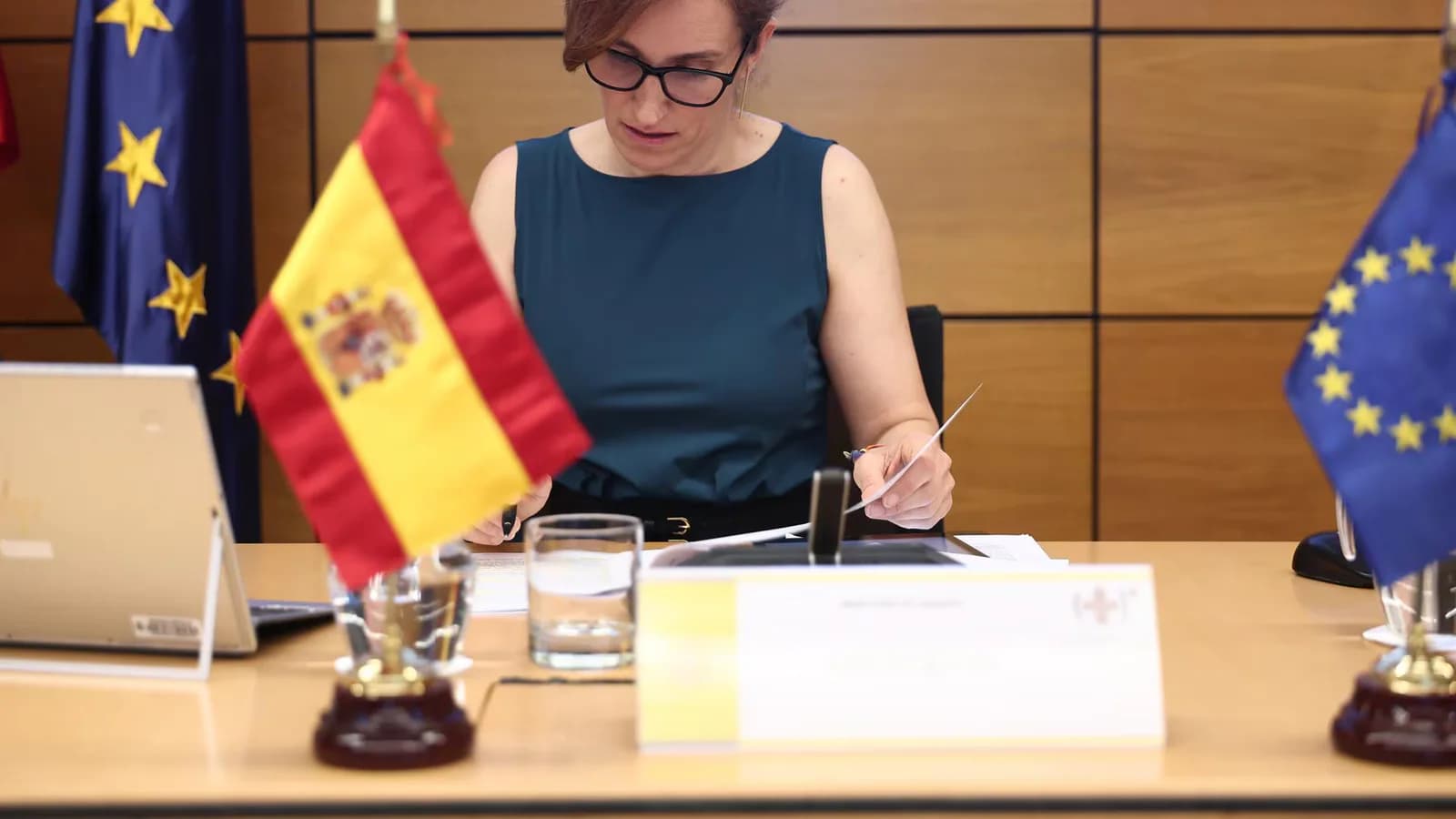 Mónica García espera que el Estatuto Marco sea aprobado como un “pacto de país”