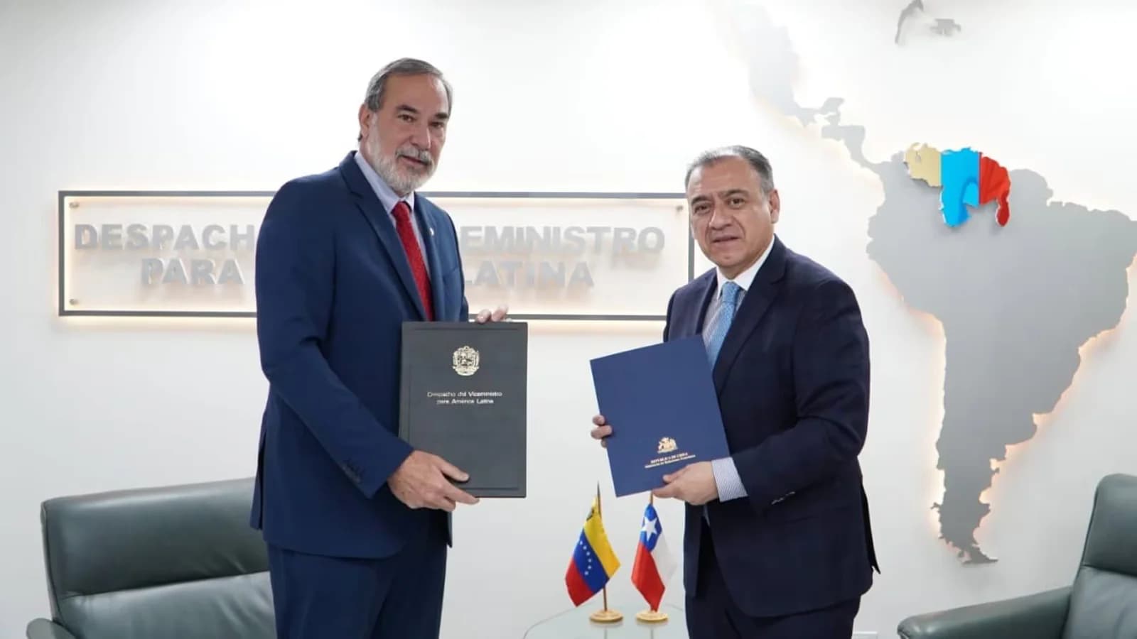 Chile y Venezuela formalizan el restablecimiento de sus relaciones consulares