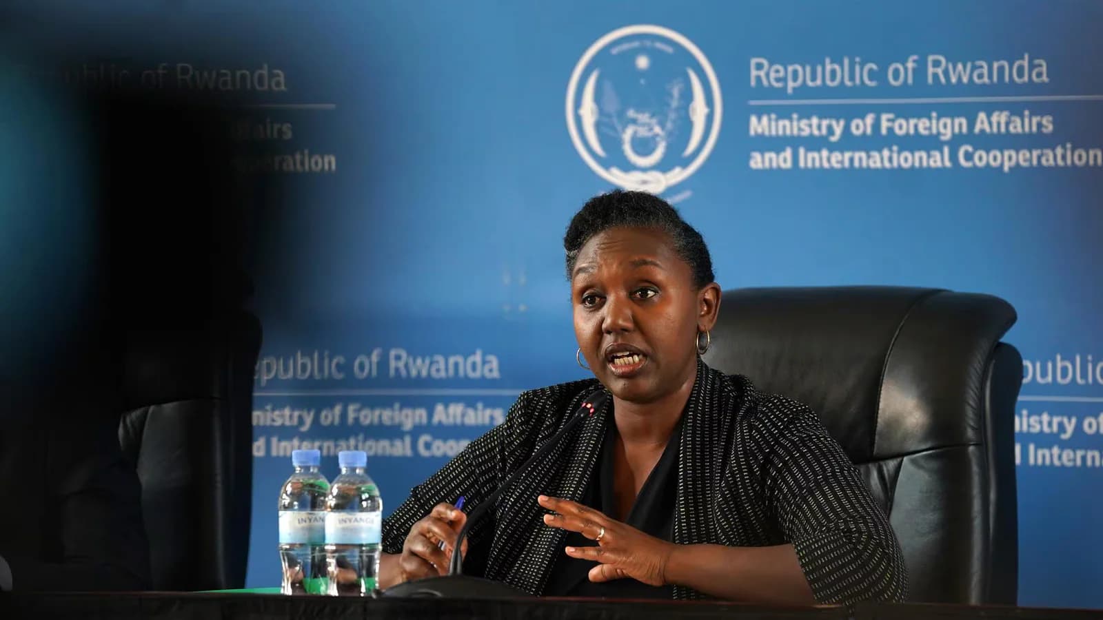Ruanda negocia con Italia recibir a solicitantes de asilo trasladados desde ese país