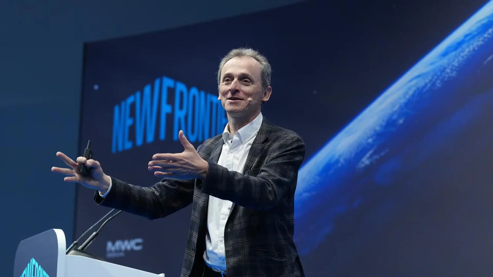 Hispasat liderará las redes de tierra del programa europeo IRIS2 por más de 1.600 millones