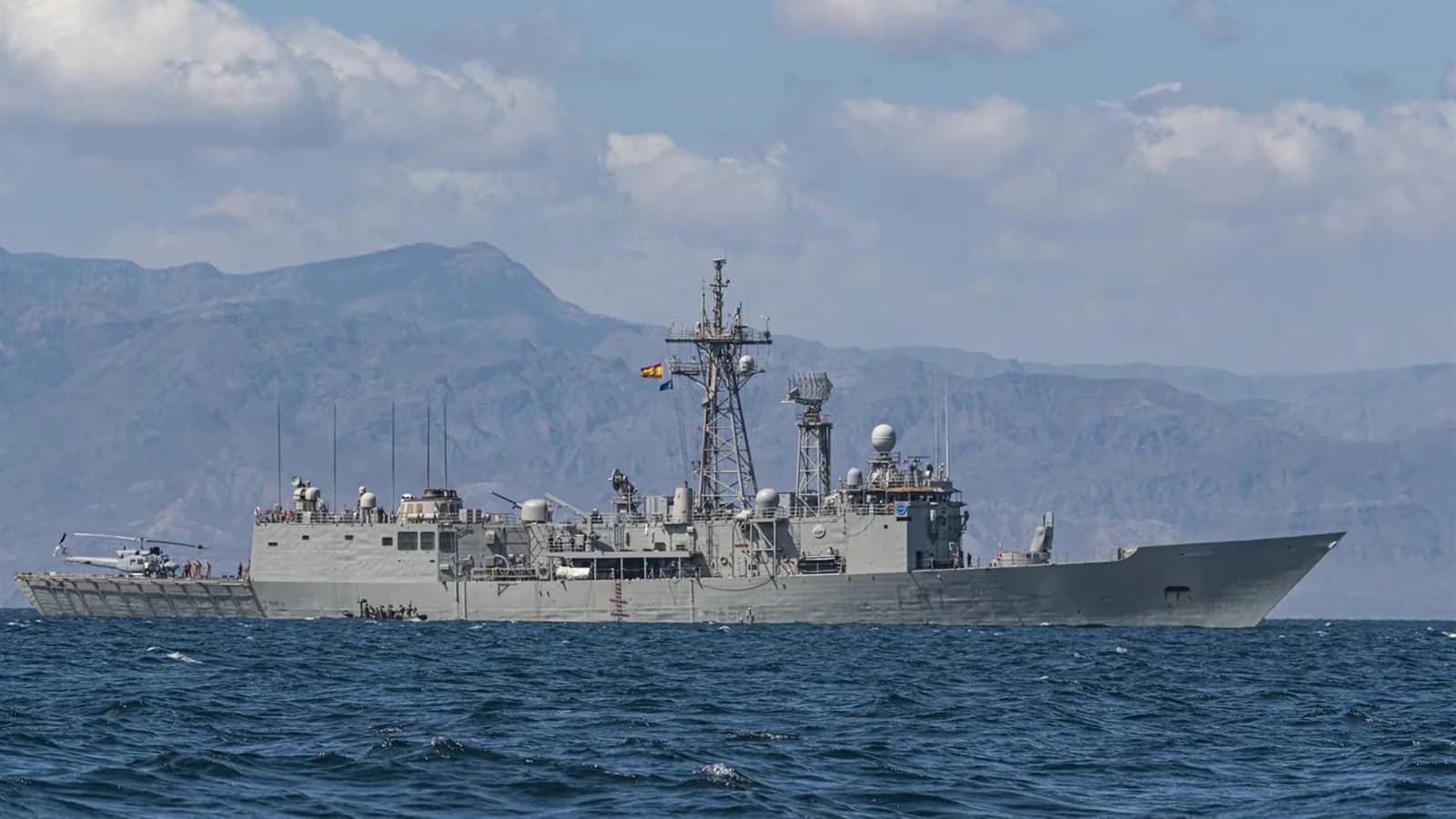 La Armada refuerza su despliegue en Ceuta con dos nuevas fragatas