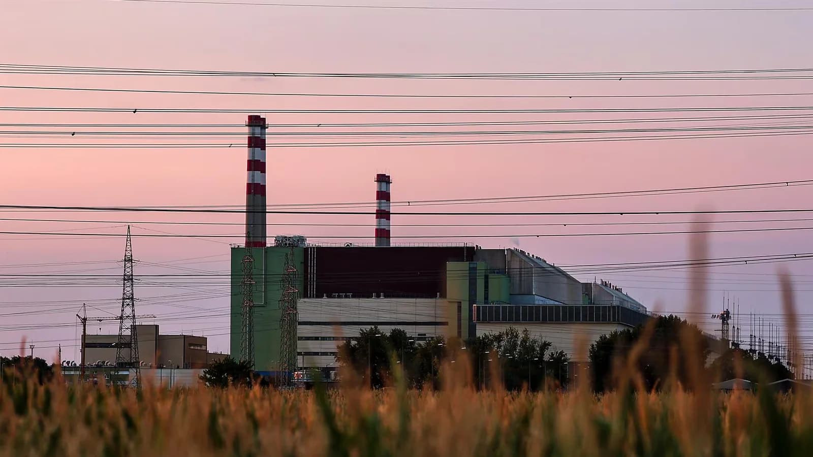 Hungría levanta las restricciones tras estabilizarse la central nuclear de Paks
