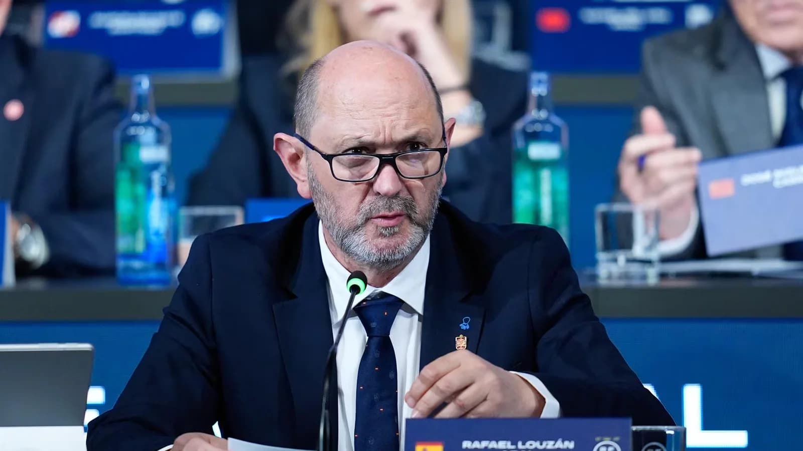 La RFEF y la Guardia Civil investigan webs que venden entradas falsas