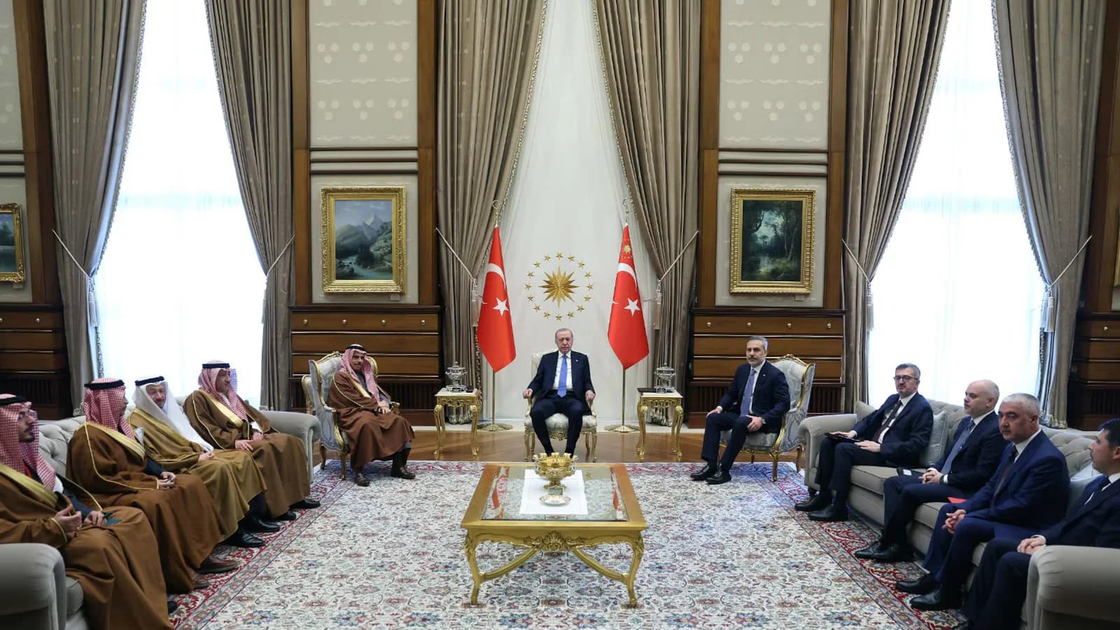 Arabia Saudí, Pakistán y Turquía sellan un acuerdo de defensa colectiva